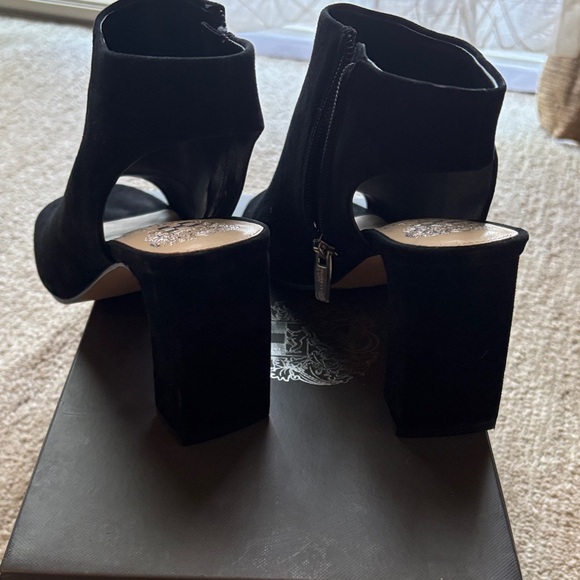 Vince Camuto Black Microsuede VR Accessory - Picture 6 of 6